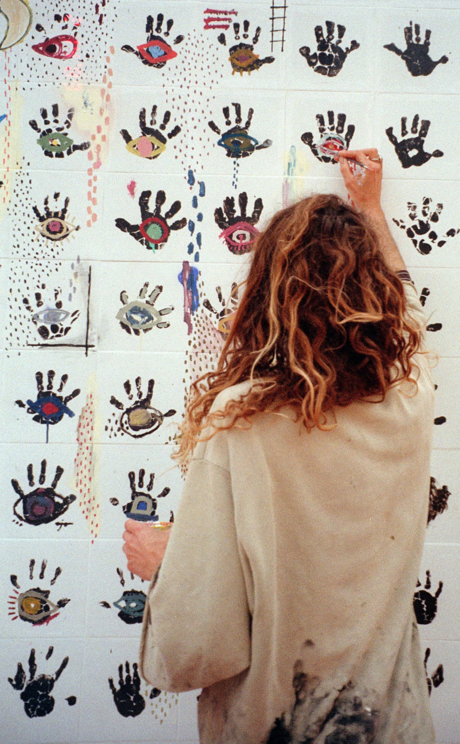 Toni Salom Mural | Kids Connection